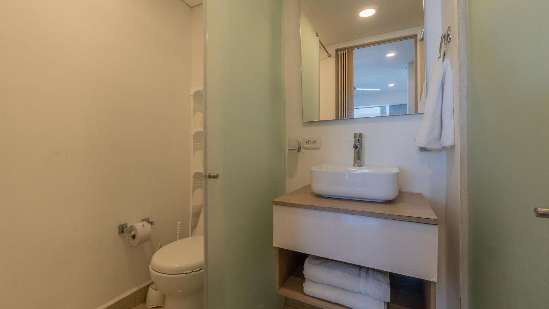Amanecer Hermoso Vista Al Lago-crespo Cb736 Apartamento Cartagena